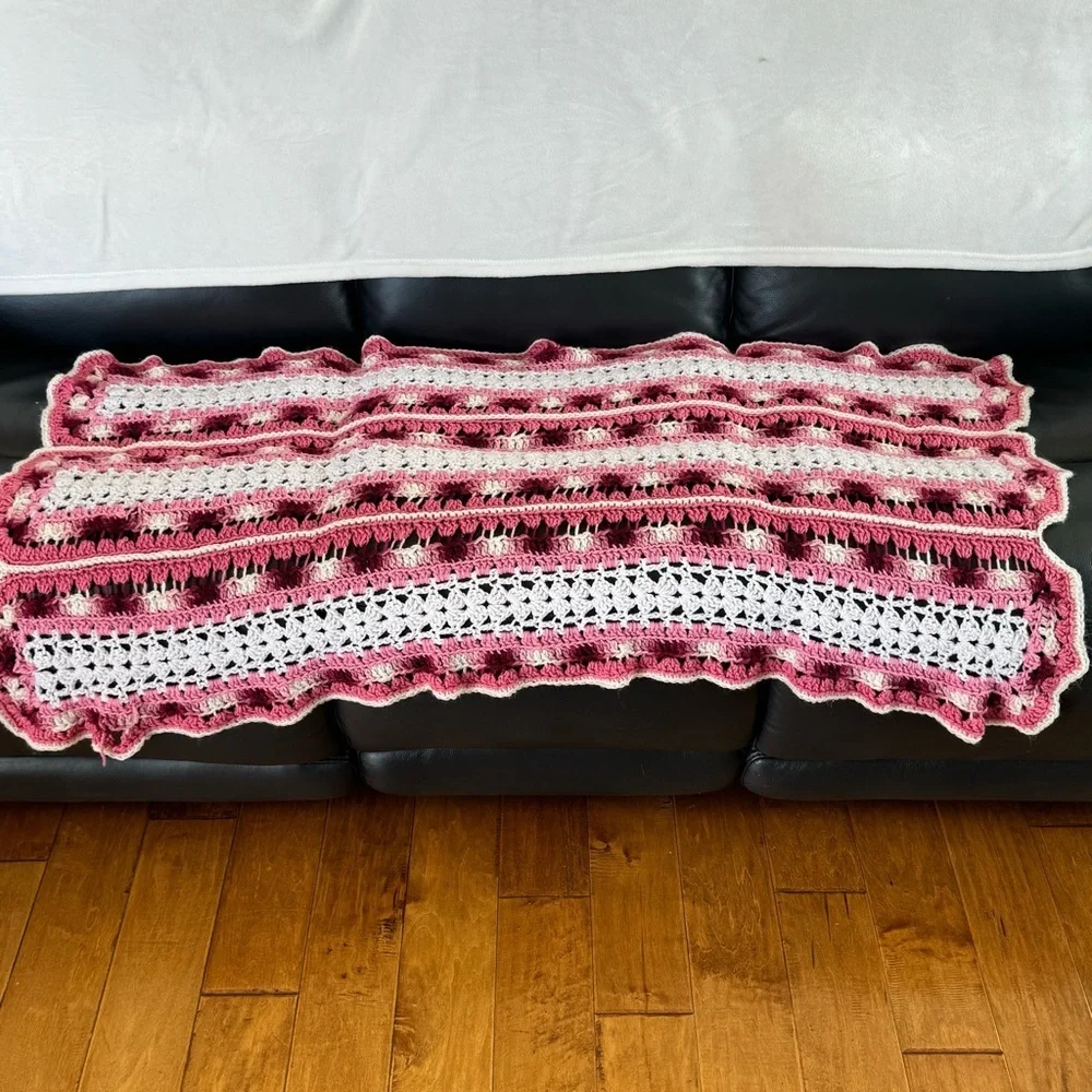 Evelyn Swallow Hand Made Crochet Knit Afghan Blanket Throw Pink and White 53x28”